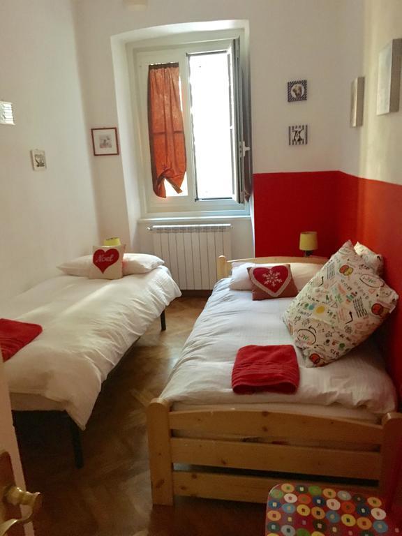 Ferienwohnung Casa Del Cucciolo Con Parcheggio Privato Triest Exterior foto